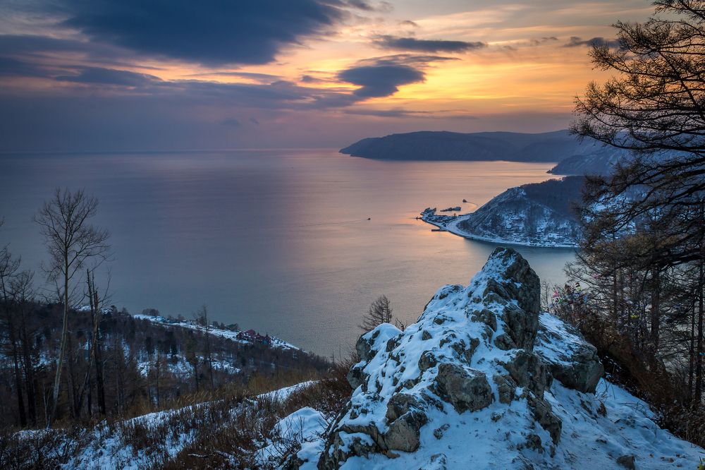 закат на озере Байкал