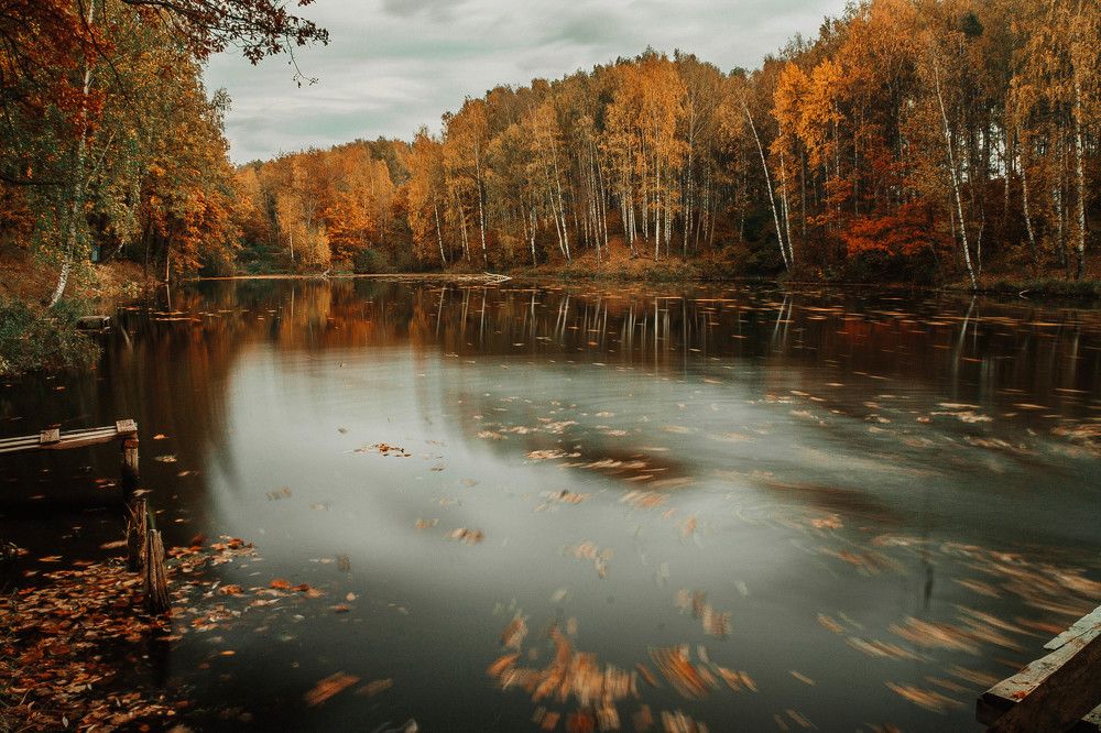 Осеннее озеро