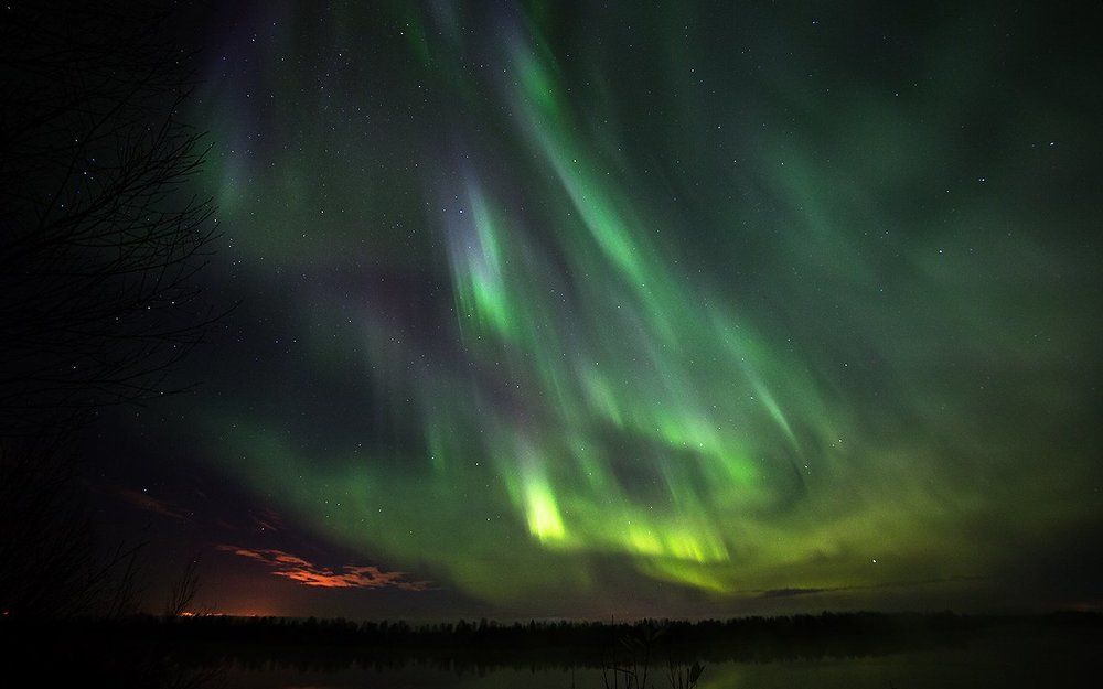 СЕВЕРНОЕ СИЯНИЕ