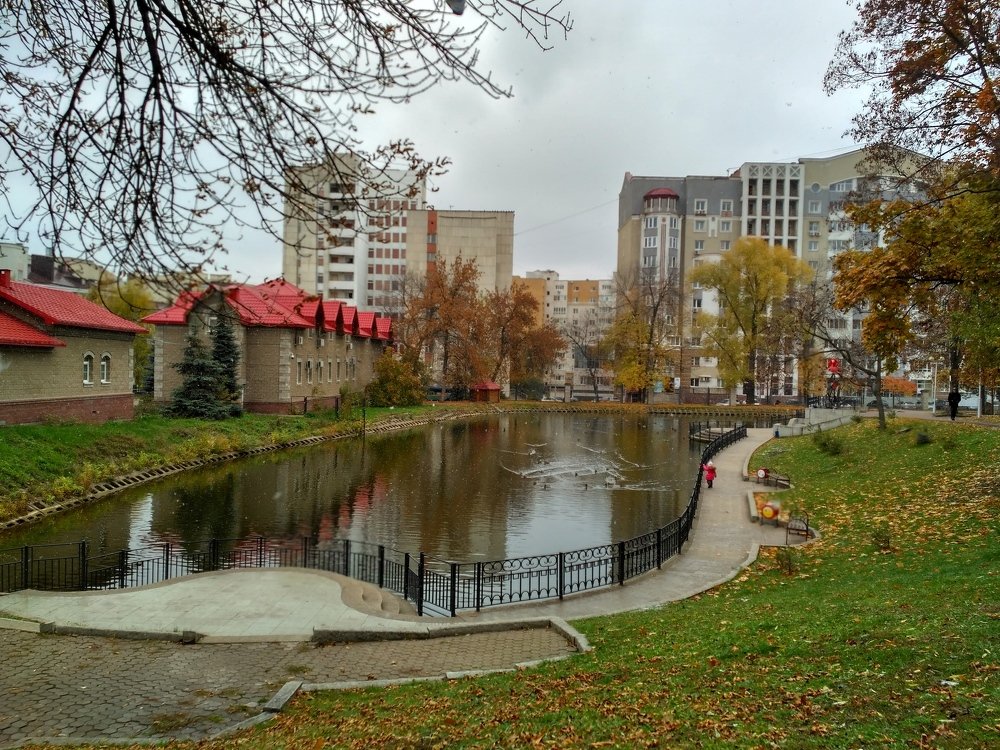 Уж небо осенью дышало