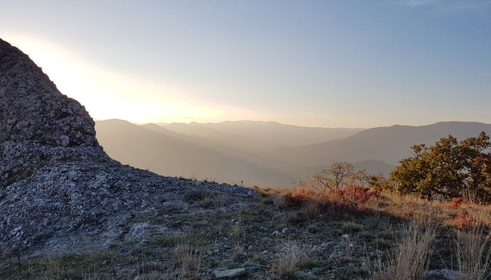 Закат в осеннем Крыму.