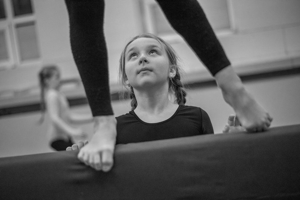 маленькие гимнастки