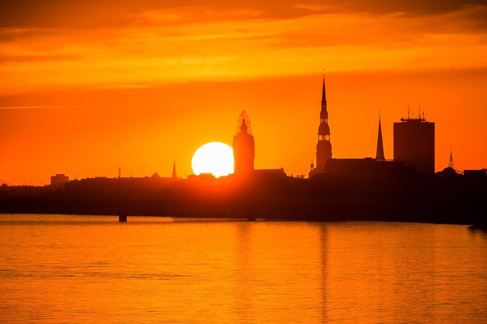 Город на закате