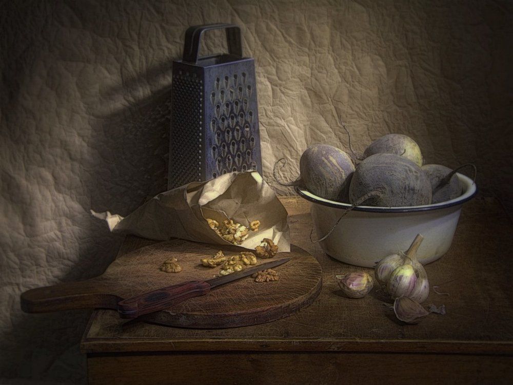 Схожу за майонезом...