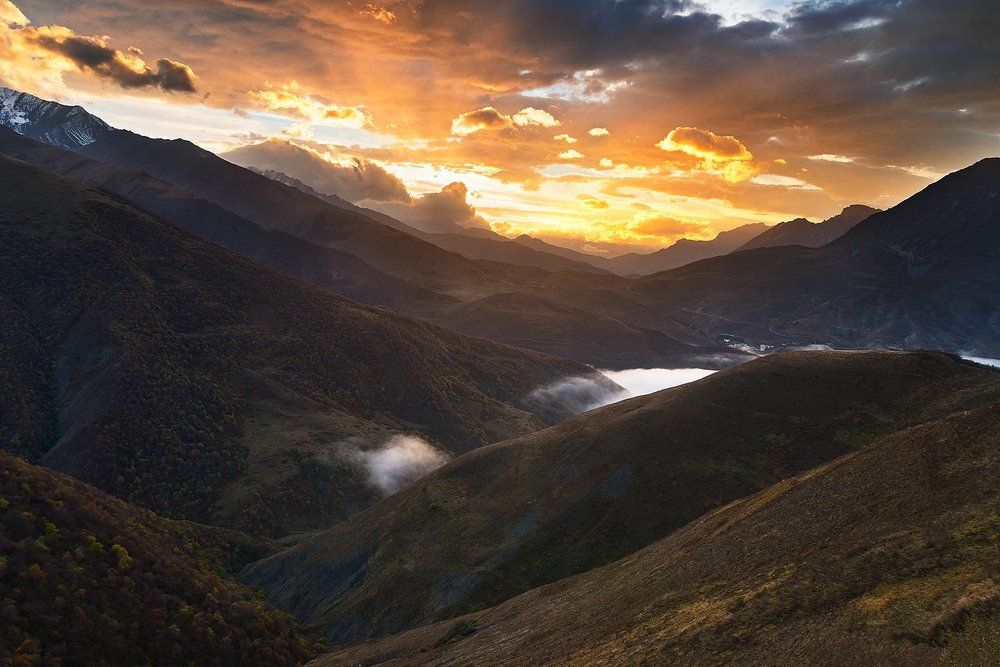 Закат на Кавказе