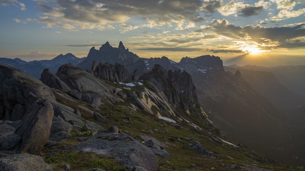 Рассвет на перевале
