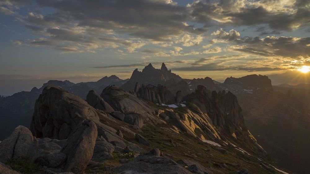 Рассвет на перевале