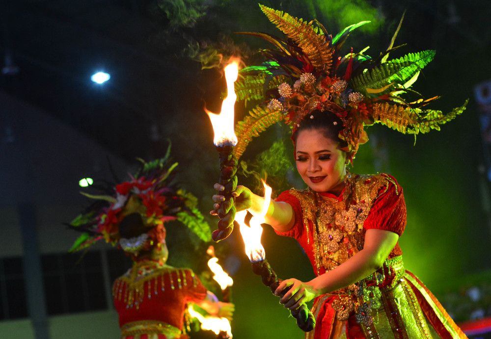 TRADITIONAL FIRE DANCE