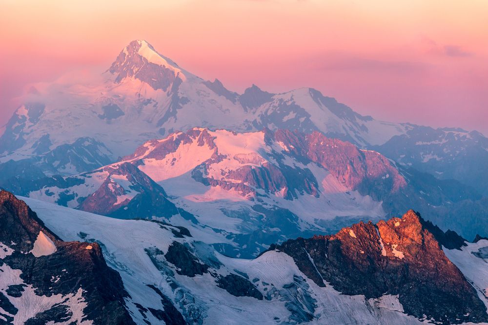 Приэльбрусье на рассвете