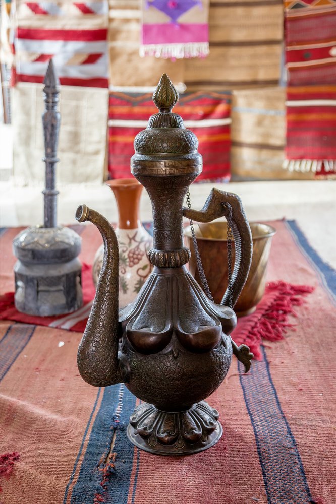 Восточный кувшин.