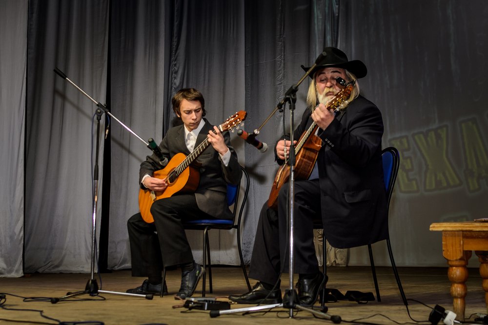 Дуэт Шукар.