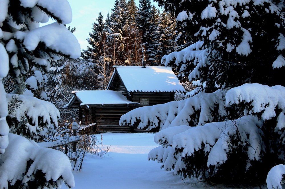 Карелия.Дер.Ахпойла.Часовня Сошествие Святого духа (XVI век)