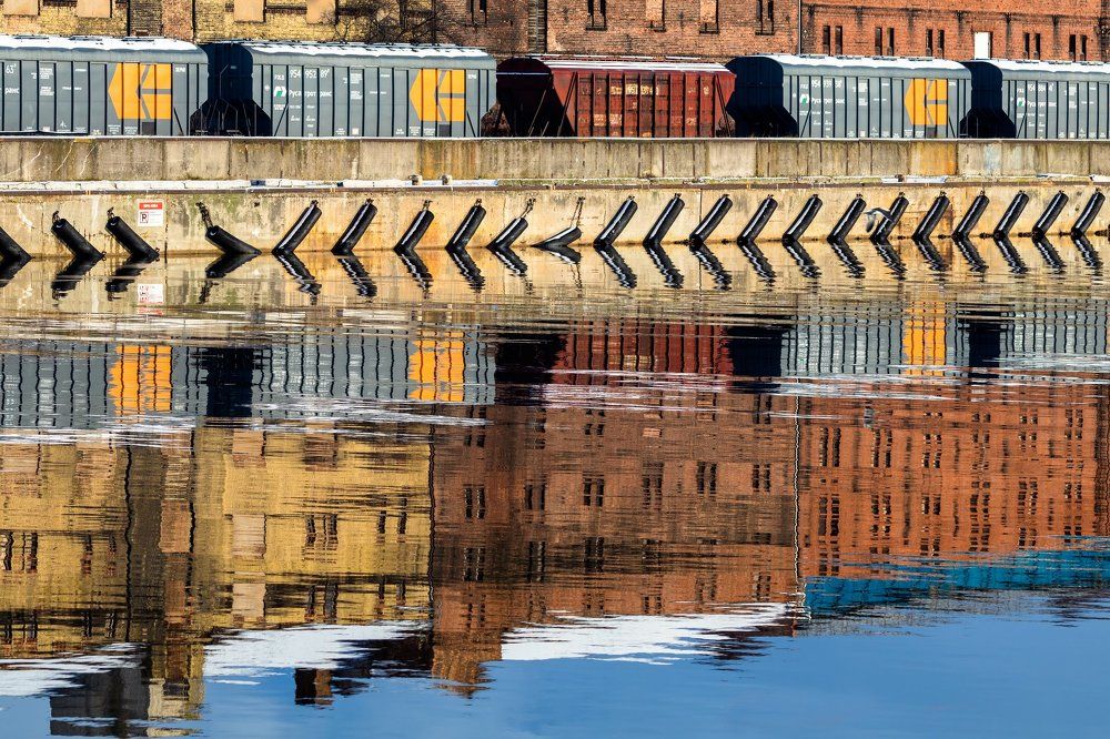 Зазеркалье