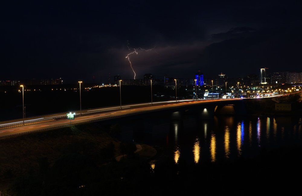 молния-ночь