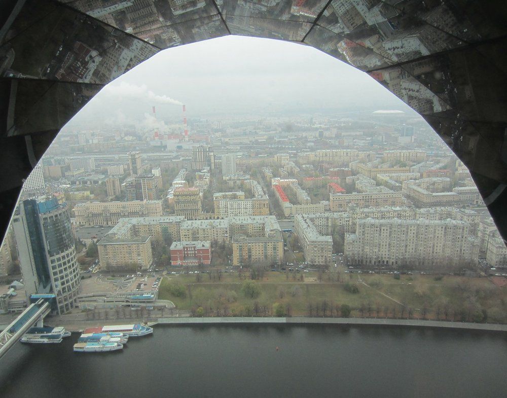 Взгляд на Москву с 49-го этажа
