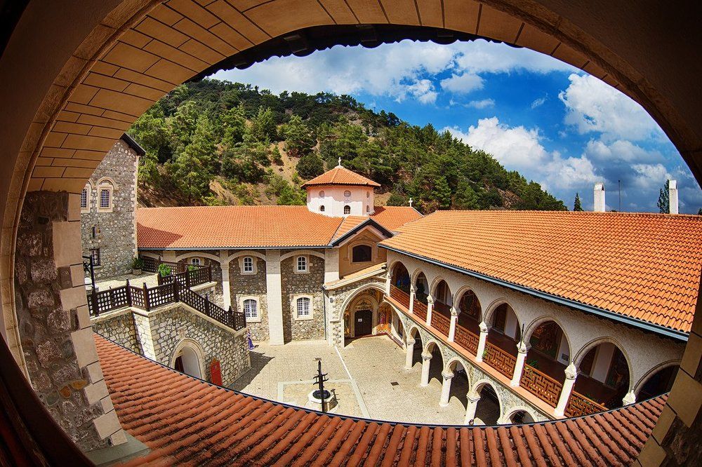 Горный монастырь