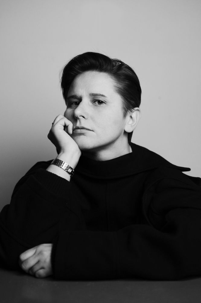 Портрет с часами