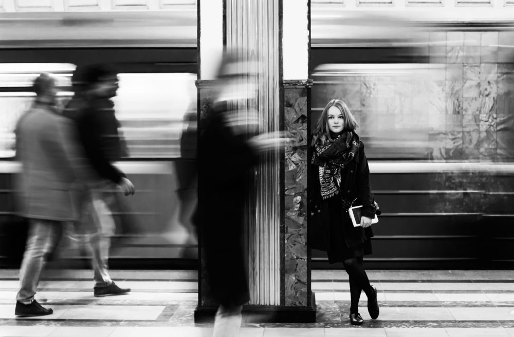 "Мир огромив мощью голоса, иду — красивый, двадцатидвухлетний"