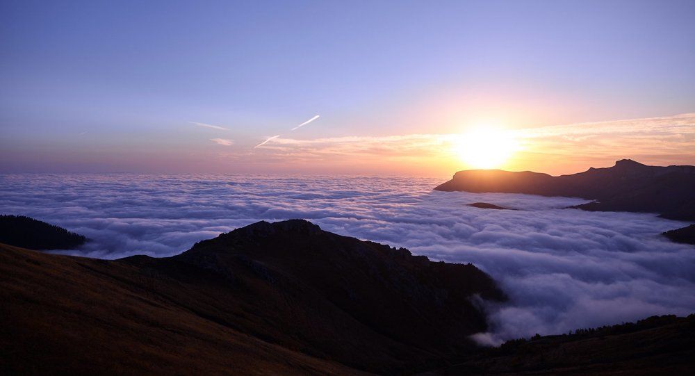 над облаками