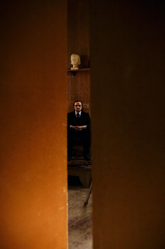 Преподаватель по скульптуре