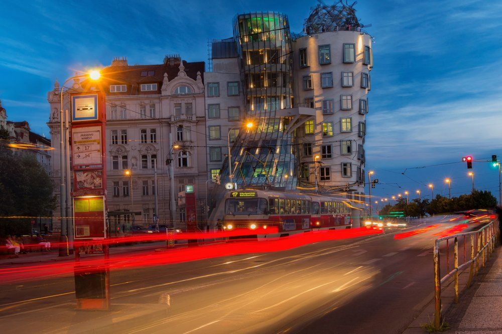 Танцующий дом