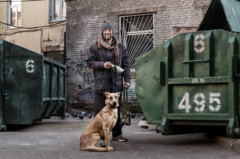 Без определенного места жительства