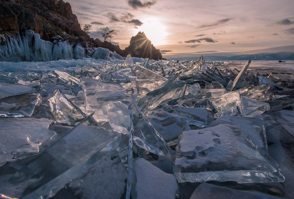 Лед Байкала