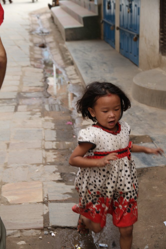 Бегущая девочка