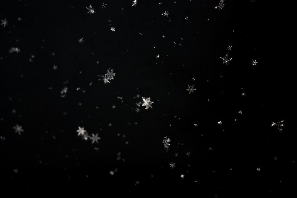 А снег идет...