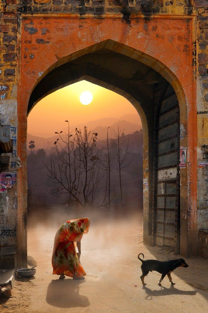 Gate