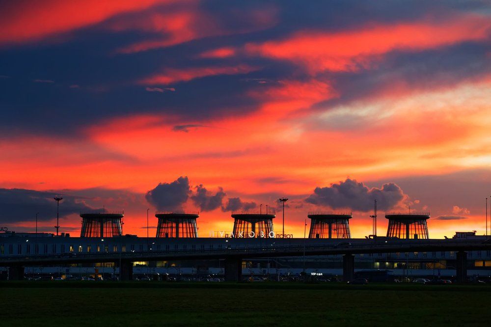 Закат в аэропорту Пулково