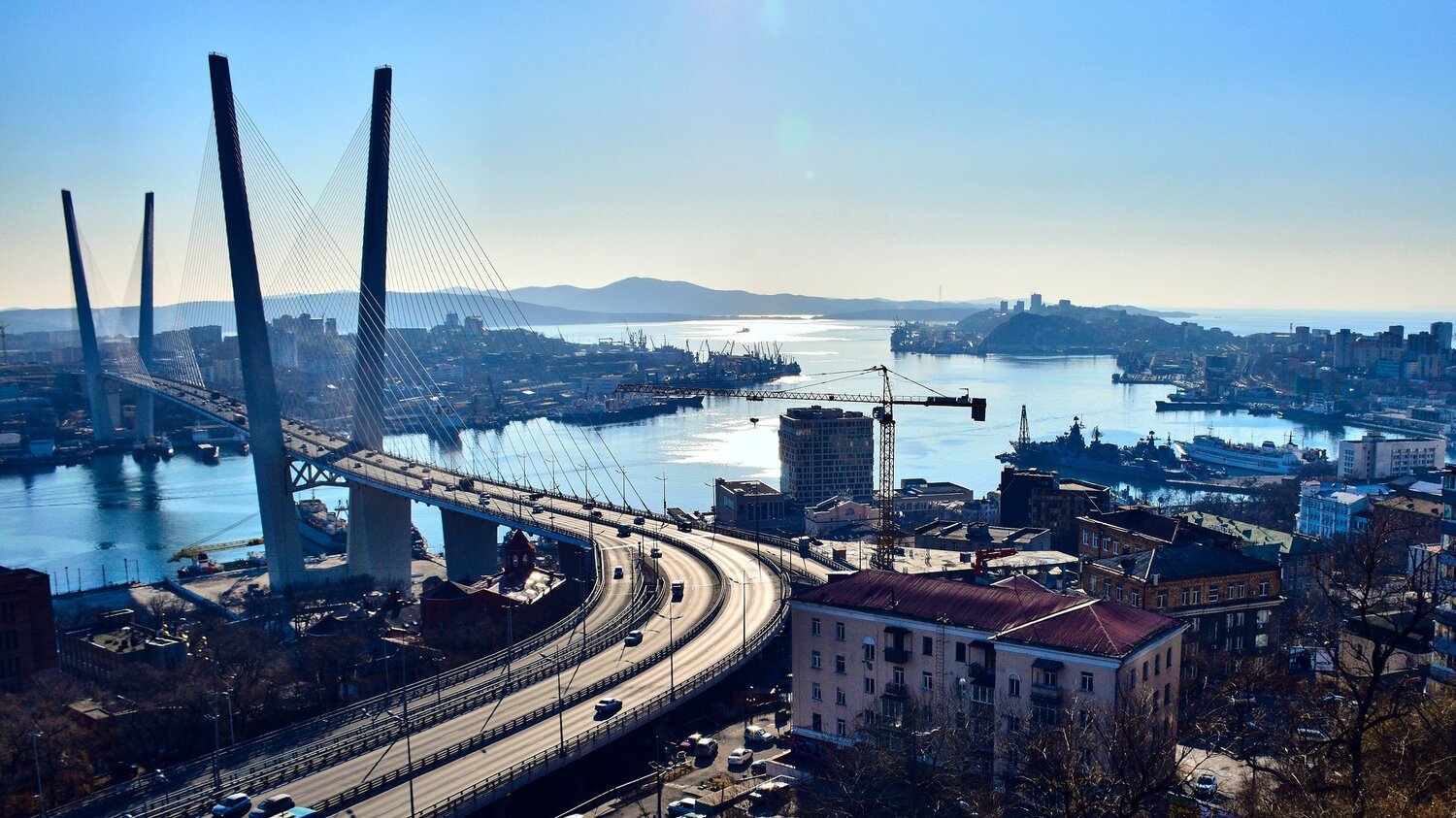 Владивосток, хороший вид на мост.