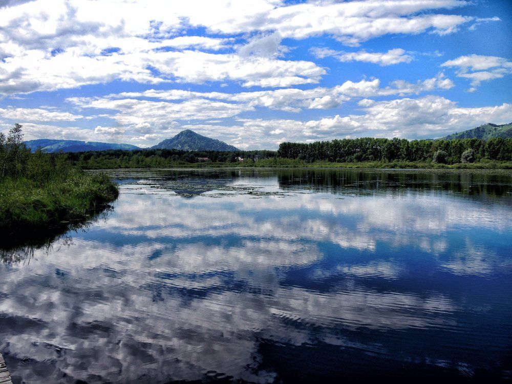 Облака в озере