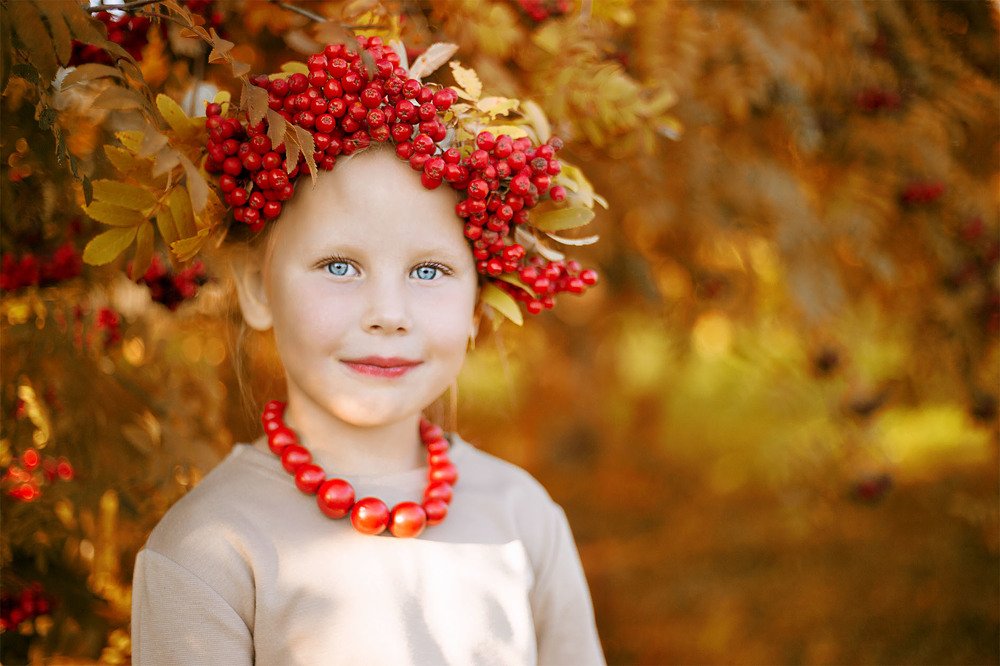 рябиновый портрет