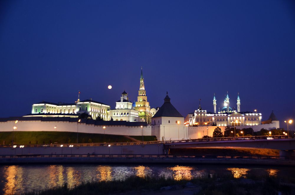 Вечерний город...