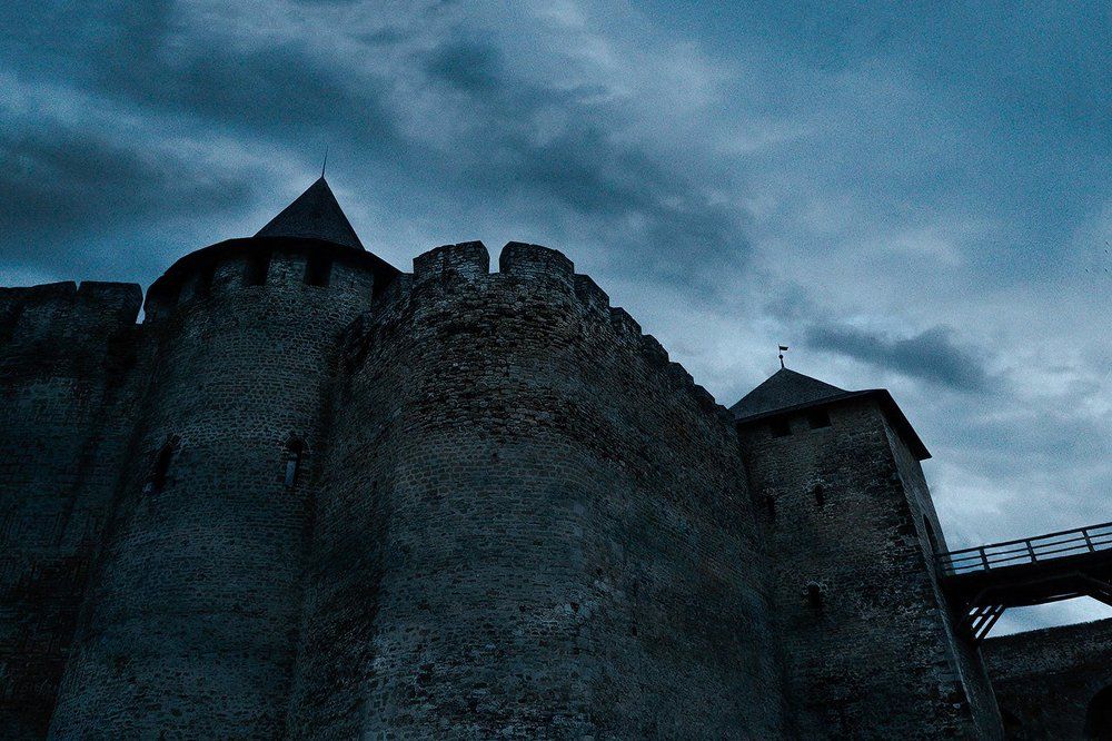 Under the clanging of swords