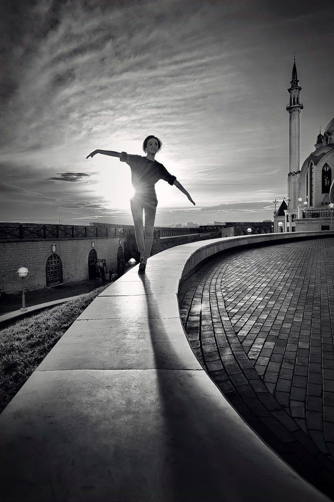 под крылом заката