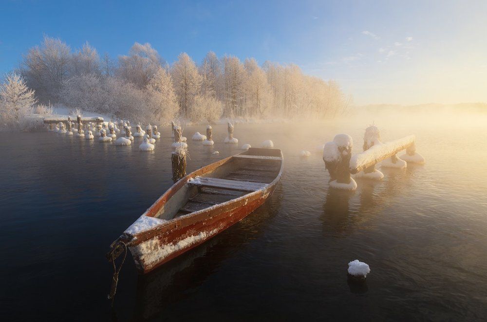 Зимнее озеро