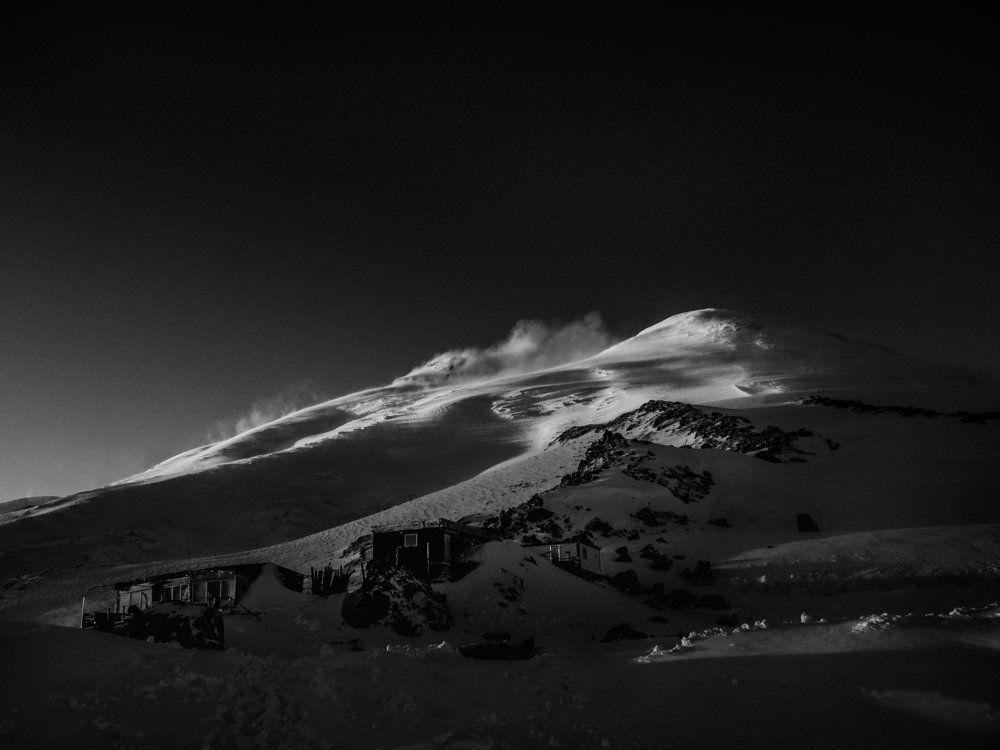 Эльбрус спит...на 4200м