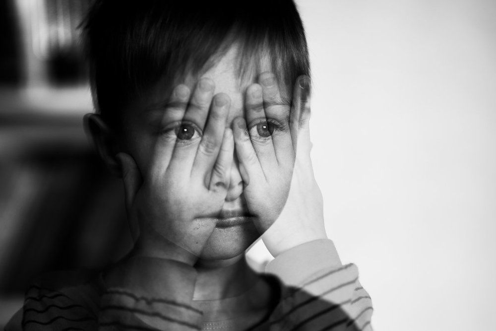 Широко закрытые глаза