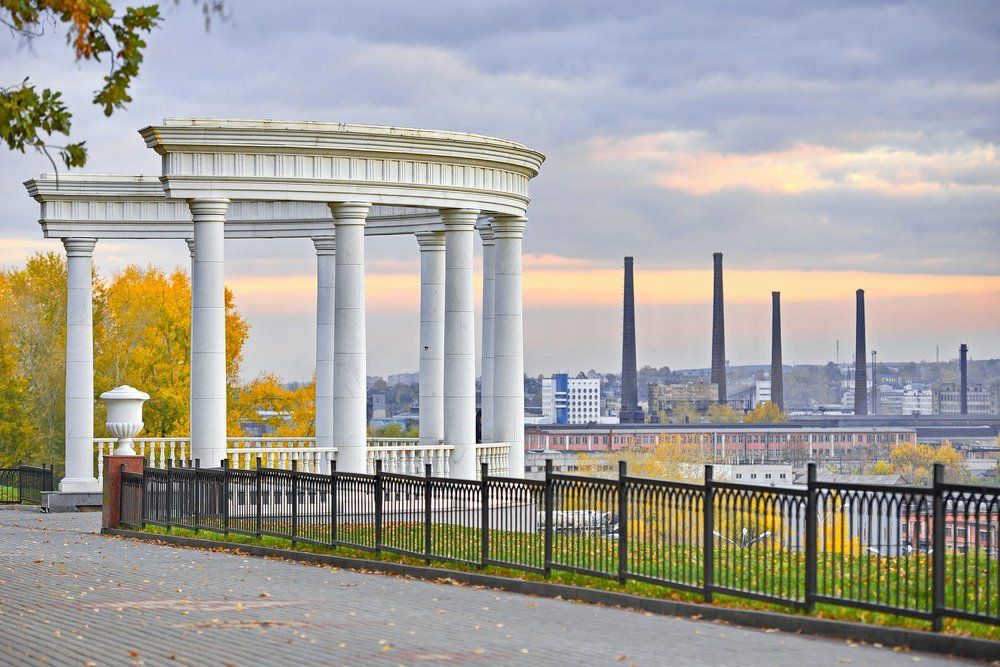 Физики и Лирики