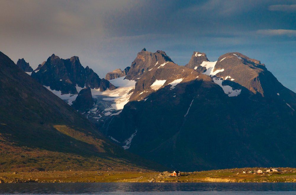 Среди громад!