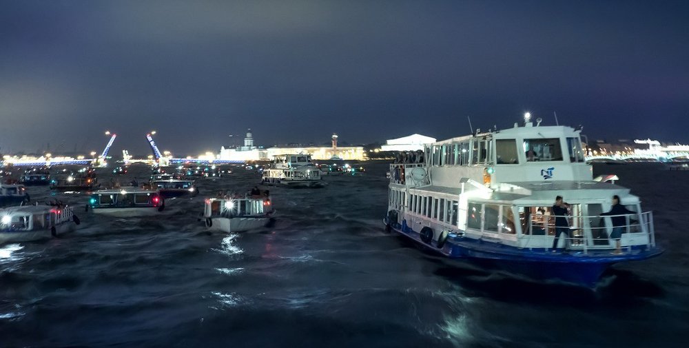 Ночные гонки по Неве