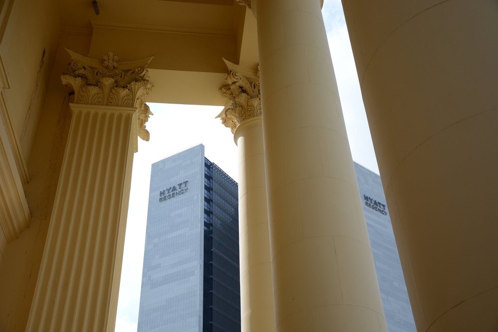 Новое в объятиях старого