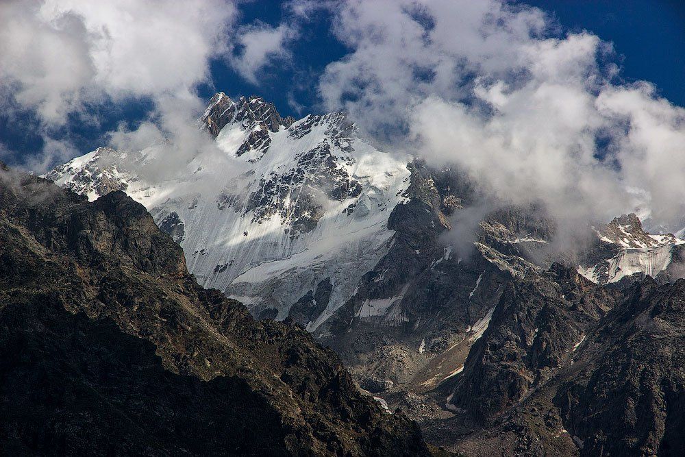 Стены Мижирги.