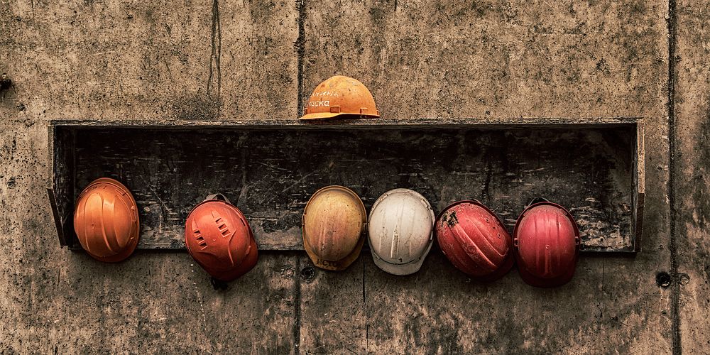 Стройка начинается с вешалки