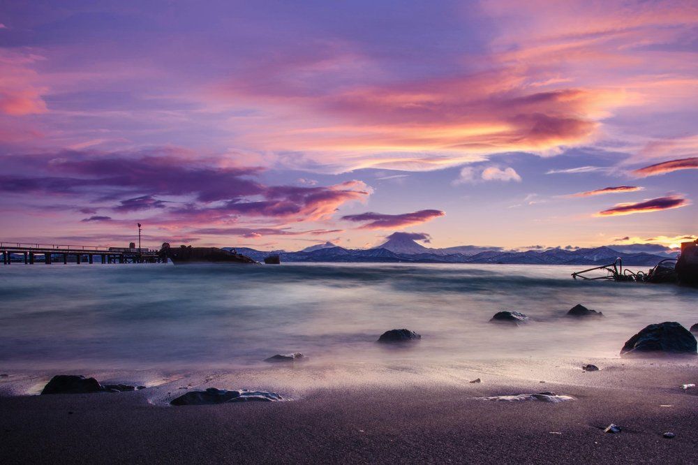 Очередной закат на берегу Авачинской бухты