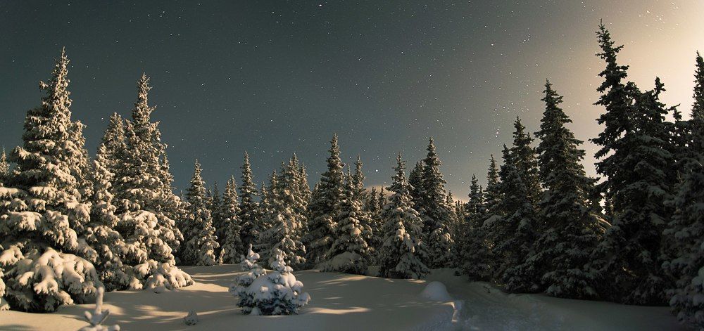 луна освещает Иремель