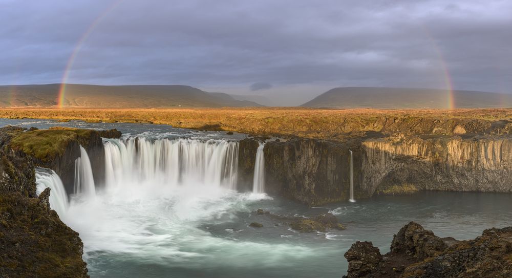 Водопад Богов