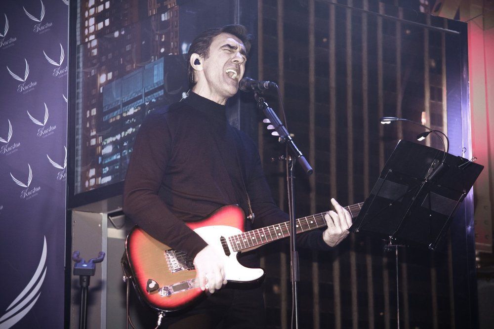 Я! Хочу!! Быть!!! С тобой!!!